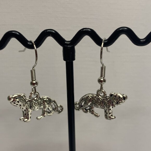 Leopard Earring, Safari Earrings, Cat Earrings, Celtic Earrings, Gift Idea, Cat - Picture 6 of 6